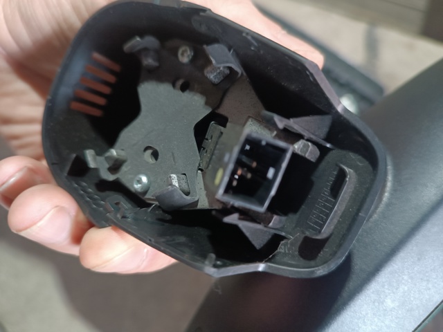 8W0857511B Зеркало салона внутреннее купить Киев