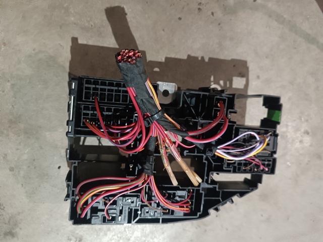 1779069601 MERCEDES Блок предохранителей купить в Черкассы