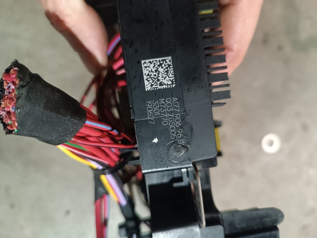 A1779069601 MERCEDES Блок предохранителей купить в Винница