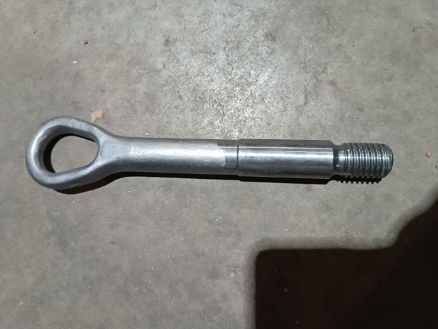Крюк буксирный передний A2223150000 MERCEDES
