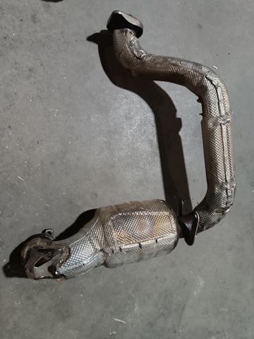 Глушитель, передняя часть A2474907100 MERCEDES