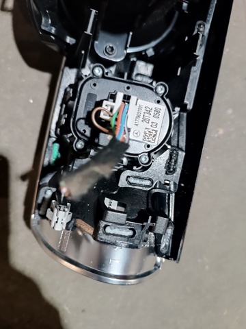 A2476805902 MERCEDES Молдинг (накладка) приборной панели "торпедо" правый купить в Павлоград