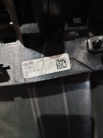 A2476805902 MERCEDES Молдинг (накладка) приборной панели "торпедо" правый купить в Сумы