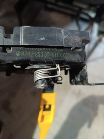 MERCEDES A2478800060 Замок капота в наличии Каменское