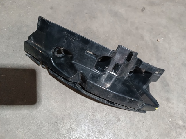 Правый кронштейн заднего бампера A2478852200 MERCEDES
