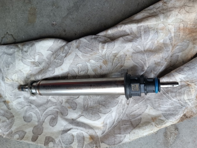 Форсунка дизельная в сборе A2560705600 MERCEDES