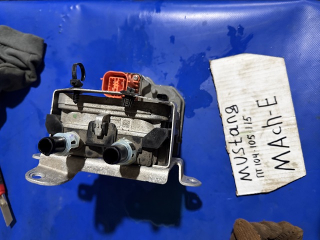 FORD L1MH18E254BC в наличии Киев