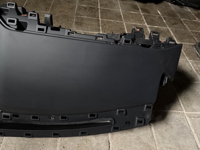FORD LJ8Z5804320AA Торпедо в наличии Ужгород