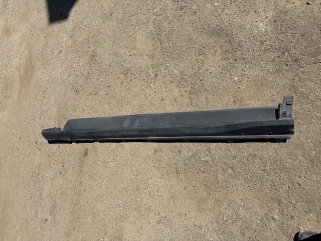 Накладка наружняя (молдинг) порога, левый LJ8Z5810177BA FORD