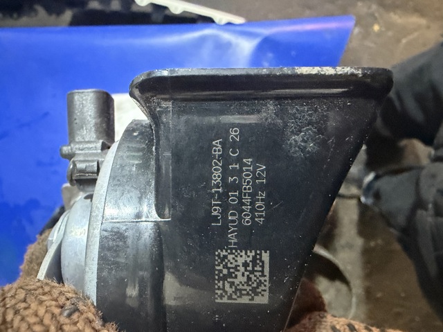 LJ9T13802BA FORD купить в Ирпень