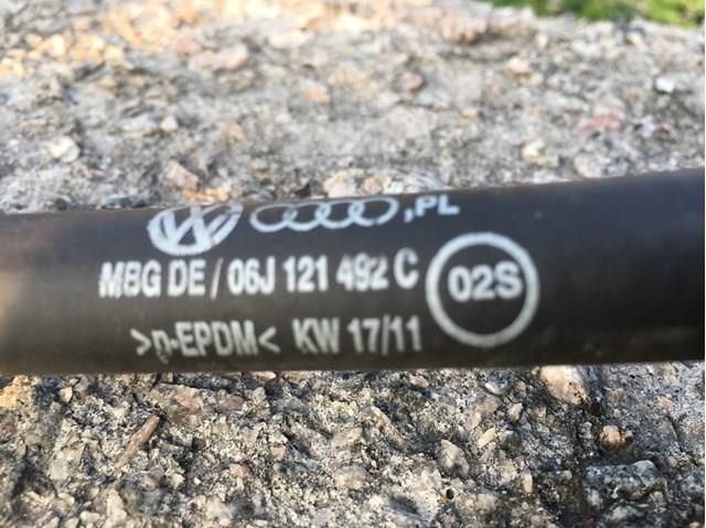 VAG 06J121492C Шланг (патрубок) жидкостного охлаждения турбины, обратка в наличии Ирпень