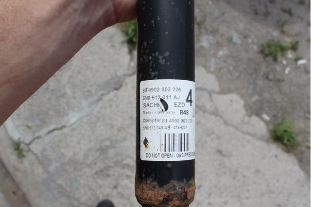VAG 5N0512011 Амортизатор задний в наличии Тернополь