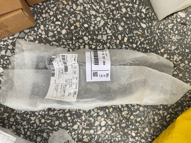 BMW 51118737260 Кронштейн усилителя переднего бампера в наличии Украина