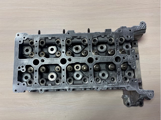6540104104 MERCEDES Головка блока цилиндров (ГБЦ) купить в Ужгород