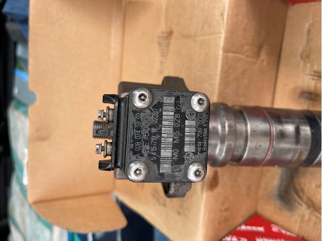 Форсунка дизельная в сборе A0280745902 MERCEDES