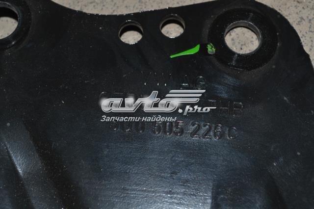 Рычаг/тяга задней подвески продольный нижний, правый 5Q0505226C VAG