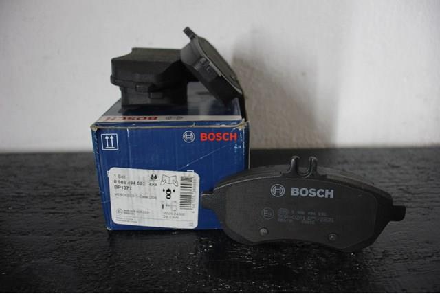 0986494593 BOSCH Колодки тормозные передние дисковые купить в Сумы