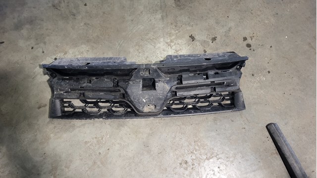 Облицовка радиатора 623105314R RENAULT