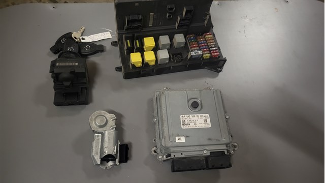 6429008500 MERCEDES купить в Черновцы