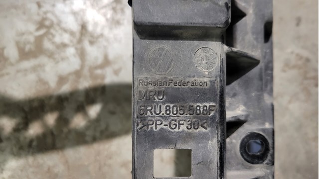 HYUNDAI 86350F1650 Решетка радиатора в наличии Чернигов