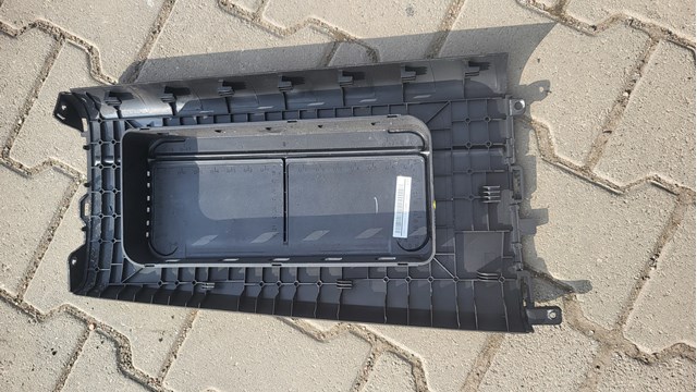 MERCEDES A9068600002 в наличии Украина