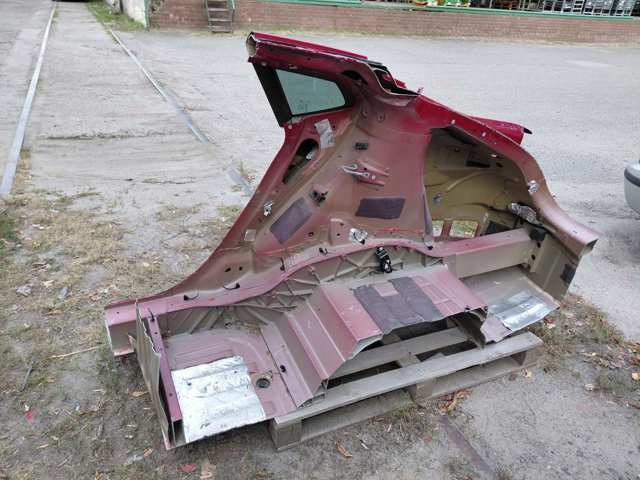 TESLA 1024207S0B Боковина кузова правая в наличии Одесса