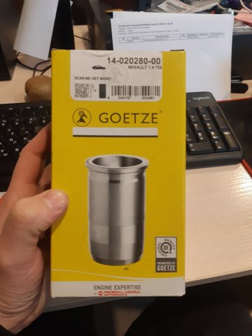 Гильза поршневая 1402028000 GOETZE