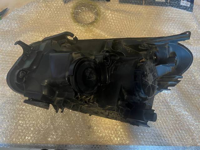 26010BR02A NISSAN Фара правая купить в Днепр