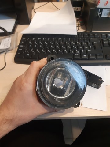 Противотуманка левая XBJ000090 LAND ROVER
