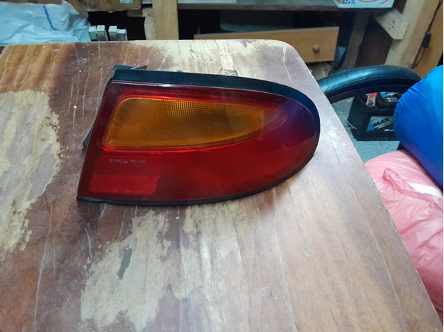Правый стоп 8FBP51150 MAZDA