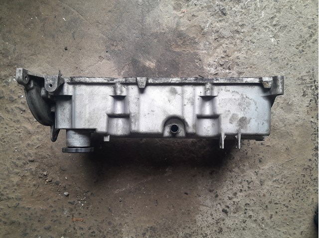 MAZDA RF7J10220A Клапанная крышка в наличии Хмельницкий