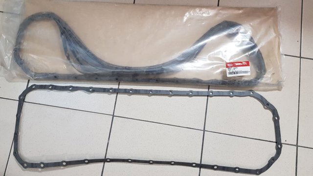 Поликлиновый ремень 0K87T18381 HYUNDAI