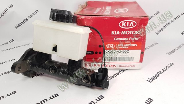 Цилиндр главный тормоза (гидротормозов) 0K93043400C HYUNDAI
