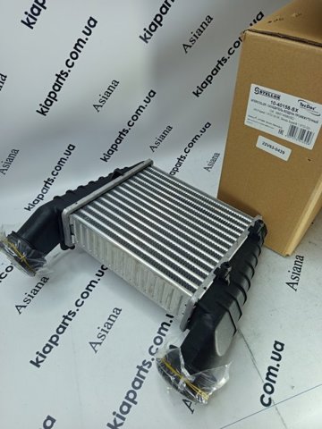 Радиатор интеркуллера 1040158SX STELLOX