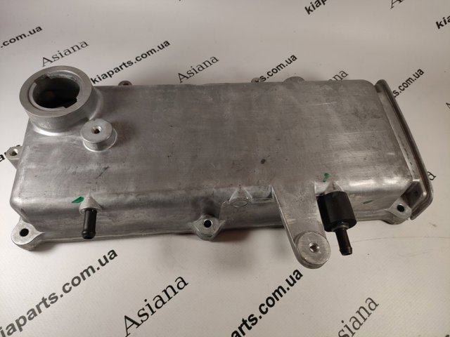 Крышка клапанная 2241002600 HYUNDAI