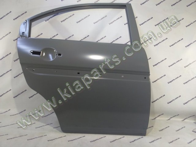 Дверь пассажирская задняя правая 770041F020 HYUNDAI