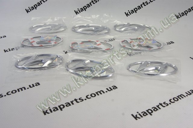 Фирменный значек решетки радиатора 8630038000 HYUNDAI