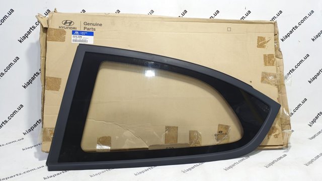 Стекло багажного отсека, левое 87810H1000 HYUNDAI