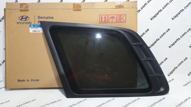 Стекло багажного отсека, левое 8783026053 HYUNDAI