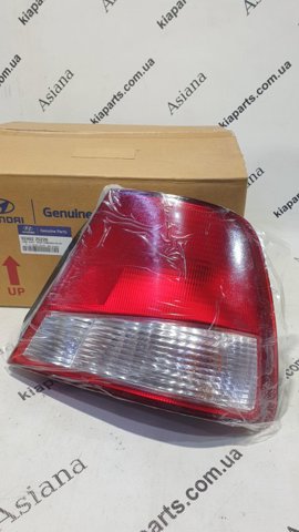 Правый стоп-сигнал 9240225220 HYUNDAI