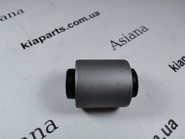 Сайлентблок передней подвески CVKH135 CTR