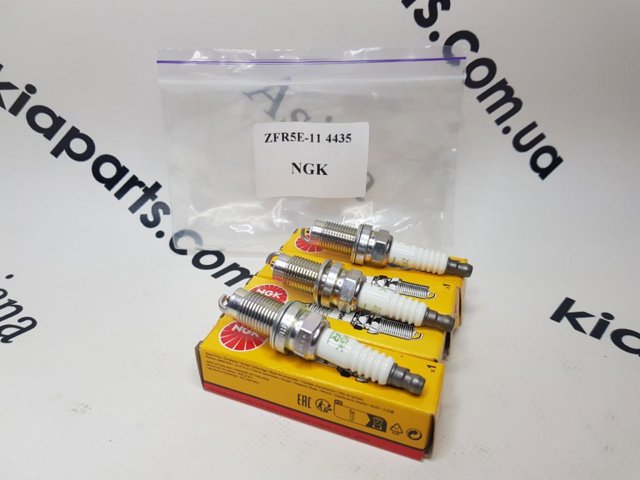 Свечи зажигания ZFR5E11 NGK