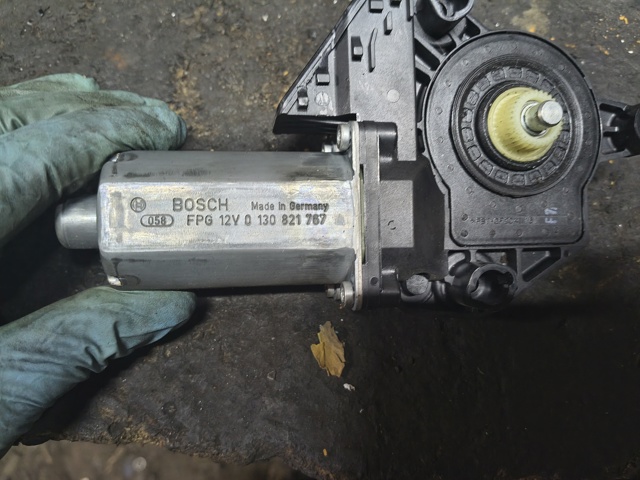 VAG 0130821767 Механизм стеклоподъемника двери задней левой в наличии Ровно