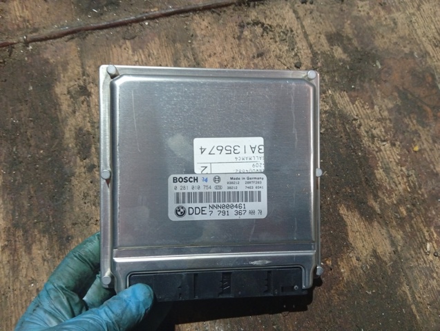 Мозги двигателя 0281010754 BOSCH