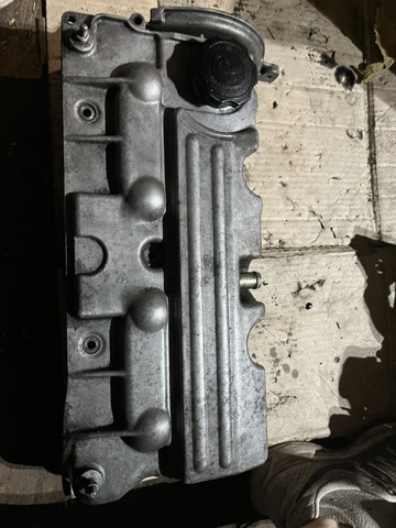 Крышка заливной горловины масла 045310250A MAZDA