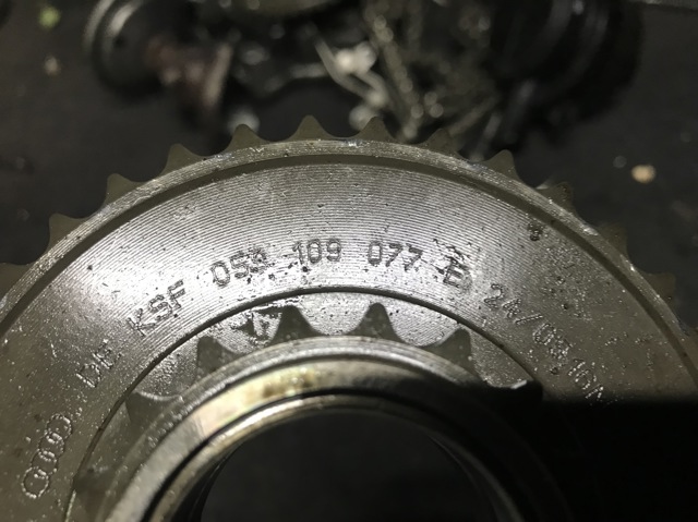 VAG 059109077E Шестерня распредвала в наличии Украина