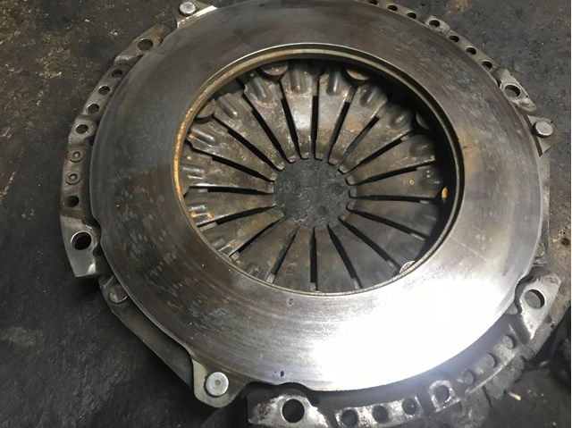 06B141117C VAG Корзина сцепления купить в Каменское