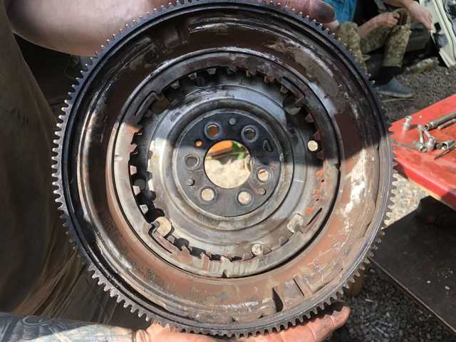 Маховик 06F105266N VAG