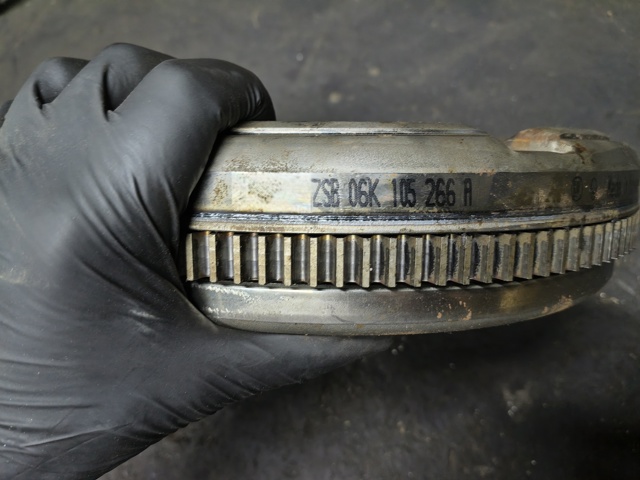 VAG 06K105266A Маховик в наличии Запорожье