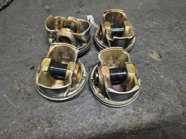 VAG 06K107065AG Поршень на 1 цилиндр в наличии Павлоград